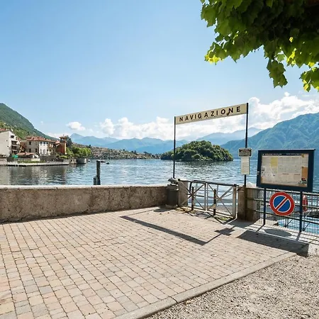 Sala Comacina Sun & Lake Apt! Сала-Комачина